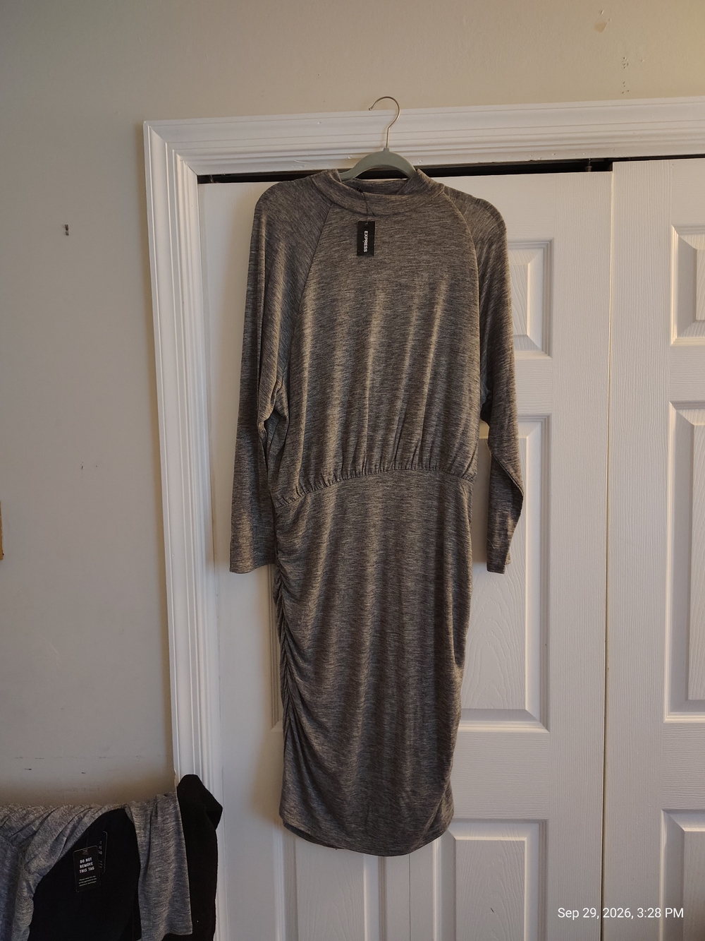 Express NWT Heather Gray Mock Neck Ruched Knit Midi Dress XL
